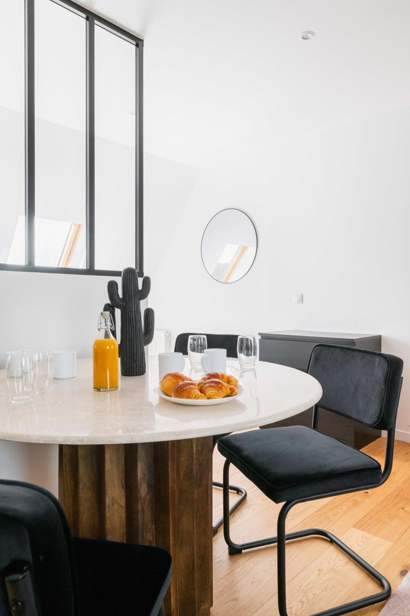 Апартаменти 2 Pieces Refait A Neuf Dernier Etage - Paris 19 - 4P - Flat-Guest Екстер'єр фото